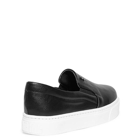 Tênis Slip On Preto Flat Bico Redondo